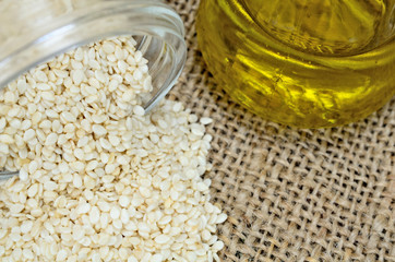 sesame in jar flow on burlap
