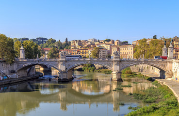 Fototapeta na wymiar Bridge Victor Emmanuel in Rome