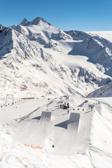 Skiing and Snowboarding in the winterly Stubai Alps