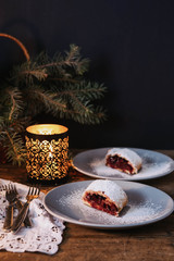 штрудель с вишней