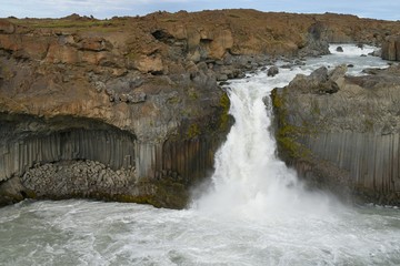 Wasserfall Aldeyjarfoss in Hochland von Island