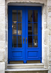 Fototapeta na wymiar The old blue wooden door