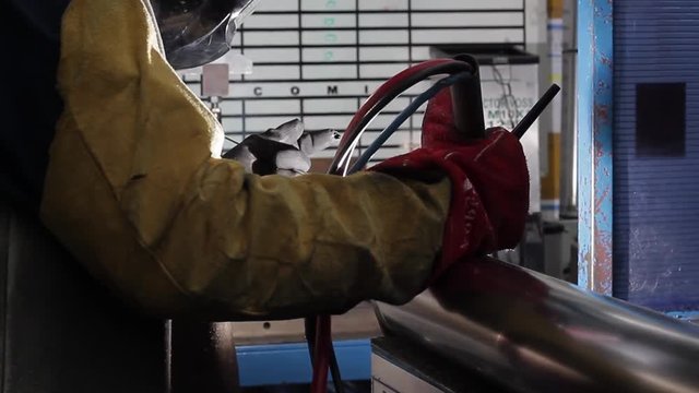 Soldador trabajando