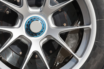 Close up rims from a sportscar