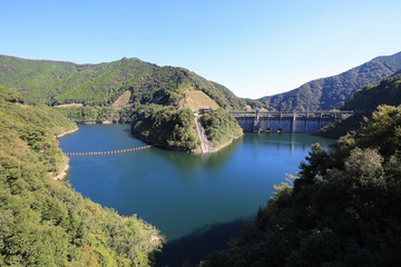 Fototapeta na wymiar 高知県　坂本ダム　どんぐり湖