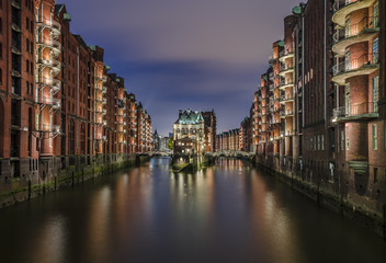 Fototapeta premium Wasserschloss Hamburg