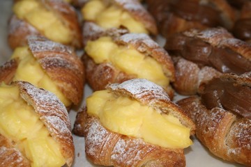 カスタードクロワッサン