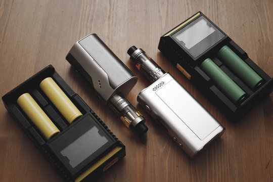 vaping device and charger