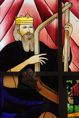 Le roi David jouant de la Harpe. Chapelle du Centre du Christ Rédempteur. Lomé. Togo.