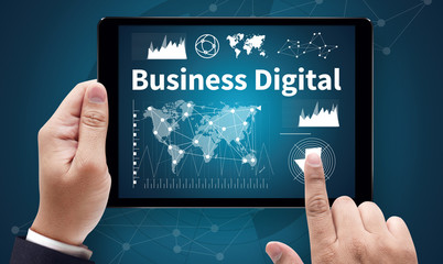 Obraz premium Business Digital businessman hand working on laptop computer and