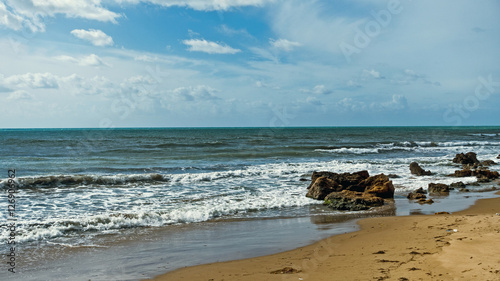 500_F_126906962_BSo4a5Qpuah0Ld5nVuYvBn05KrGO4CY5.jpg