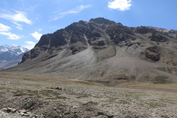 Himalaya mountains, India's Deadliest, very treacherous and adventurous roads, Kargil-Leh Highway passes through here.