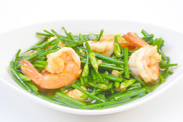 stir-fry flowering chinese chives with prawns