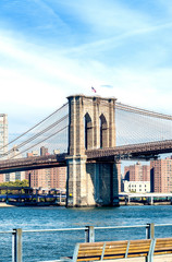 Obraz premium Brooklyn Bridge from Brooklyn promenade