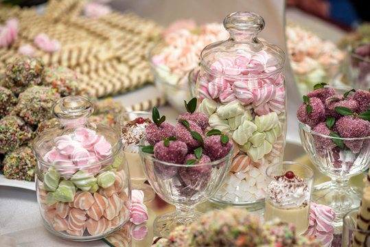 candybar table restaurant