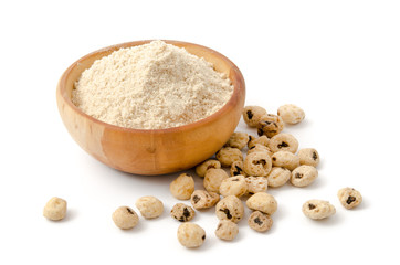 Erdmandelmehl und Erdmandelkerne