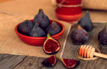 grapes figs