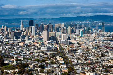 Obraz premium View on Downtown San Francisco from Twin Peaks