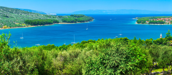 Naklejka premium Wonderful romantic summer afternoon landscape panorama coastline