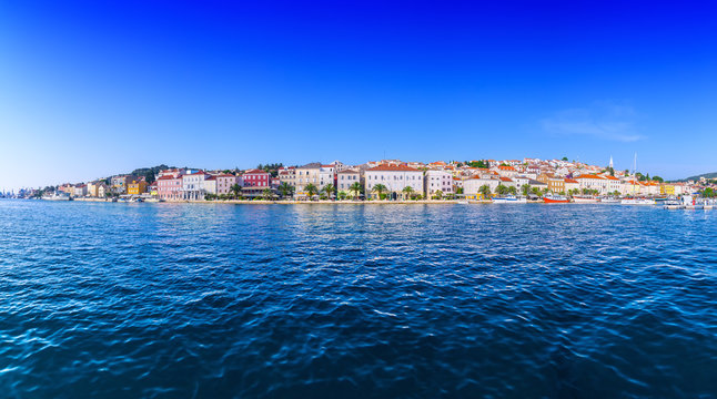 Cres Bilder Durchsuchen 4,335 Archivfotos, und Videos