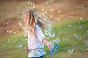 Child summer soap bubbles