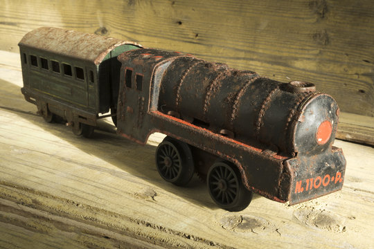 Old Vintage Tin Toy Steam Train