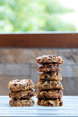 Fresh cookies on a tray rack,cookie close-up shot