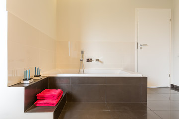 Spacious modern bathroom