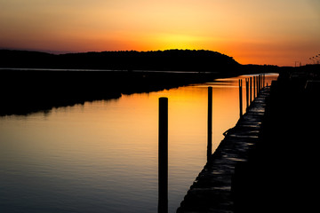 Fototapeta na wymiar Water sunset