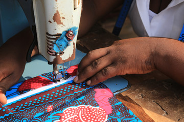Atelier de formation de couture. Lomé. Togo. / Sewing training workshop. Lome. Togo.