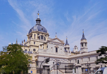 Fototapeta na wymiar Spain, Madrid, View of the Cathedral of Saint Mary the Royal of La Almudena and Plaza de la Armeria..