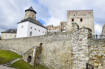 Fototapeta na wymiar Średniowieczny Zamek Stara Lubovna