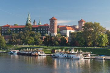 Obraz premium Wawel castle in Krakow, Poland on sunny morning