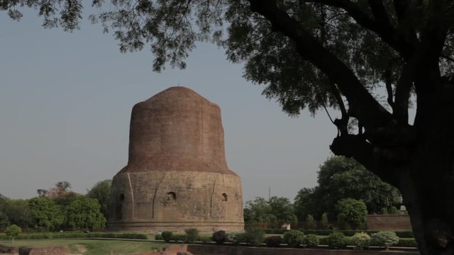 WS Stupas where Buddha chose to deliver his first sermons / Sarnath, India