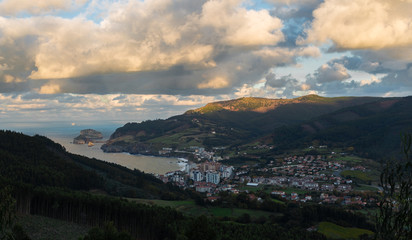 Views towards Bakio.
Vistas hacia Bakio.