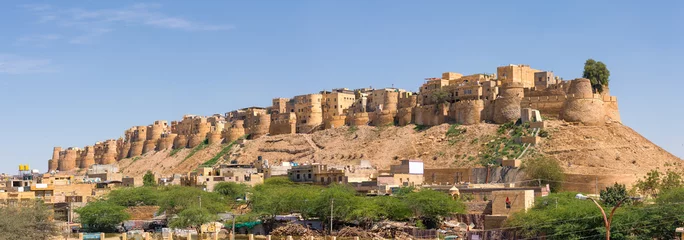 Store enrouleur occultant sans perçage Travaux détablissement Fort de Jaisalmer au Rajasthan, Inde