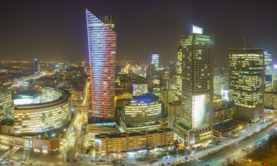 Fototapety  Warszawa miasto z wieżowcami nocą