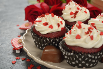 Sweet romantic cupcakes for Valentine's Day