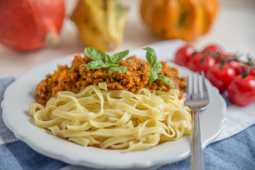 Pasta mit Bolognese Sauce 