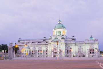 Obraz premium The Ananta Samakhom Throne Hall in Thai Royal Dusit Palace, Bang