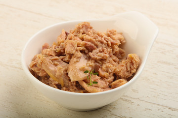 Canned tuna