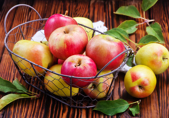 crop of apples