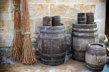 Barriles de vino antiguos