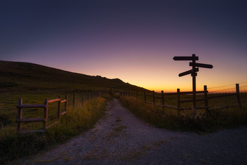 wooden signpost © mimadeo