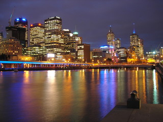 Melbourne nightime skyline