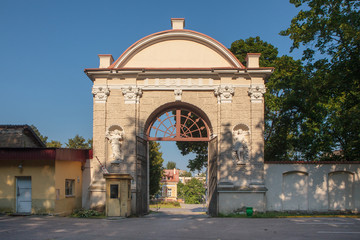 Fototapeta na wymiar Ornate gates of Sapieha park, Vilnius, Lithuania