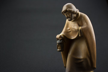 Krippenfiguren Josef mit einer Laterne in der Hand