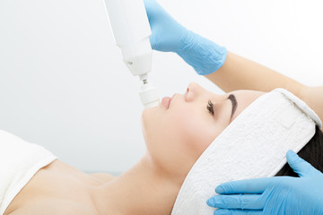 Naklejka premium Procedure of Brossage