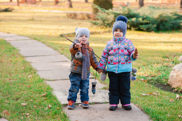 children walk through the Park