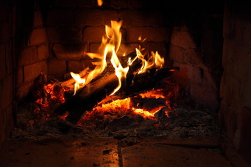 fire in fireplace/ fire in fireplace